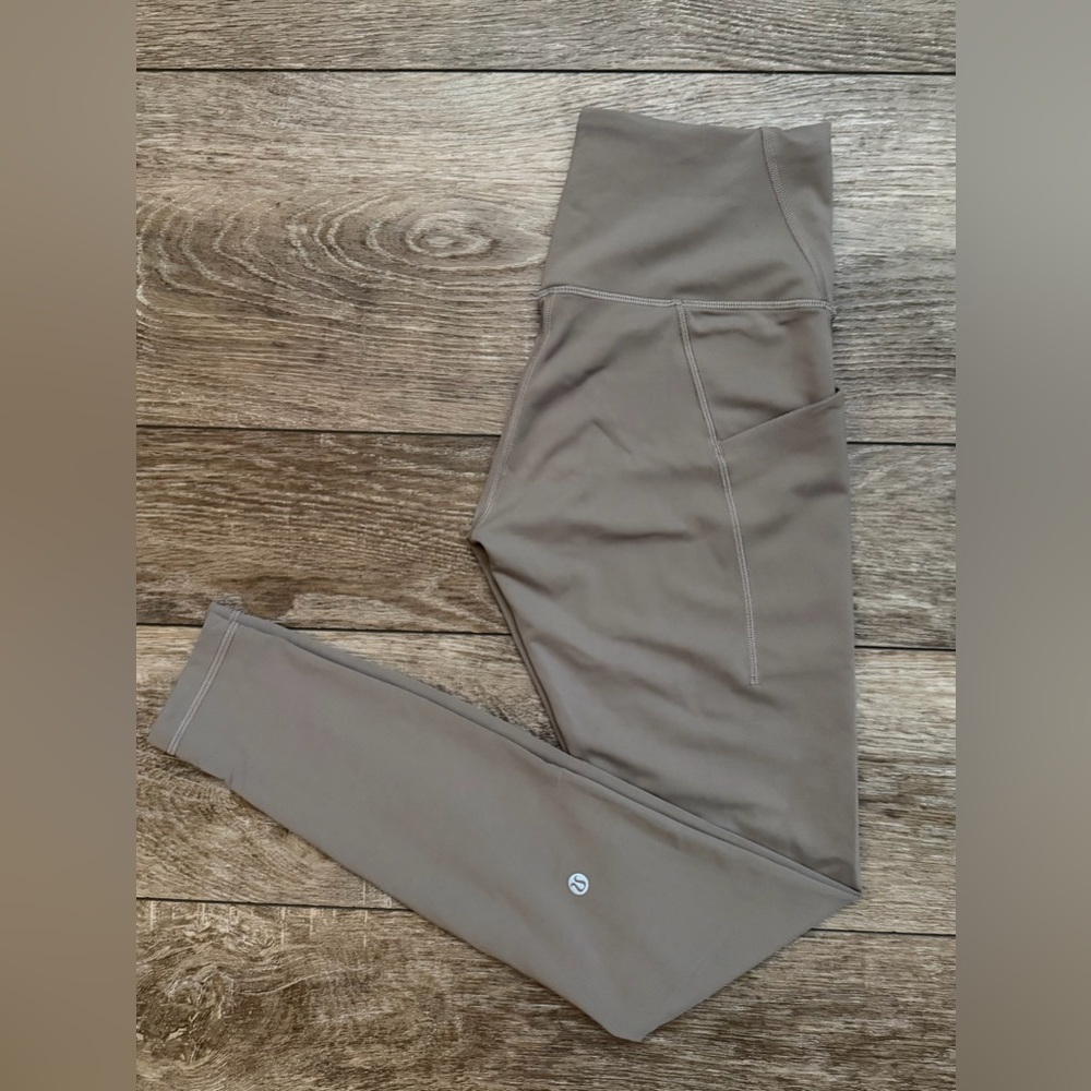 Lululemon Wunder Train High-Rise Tight with Pockets 28”